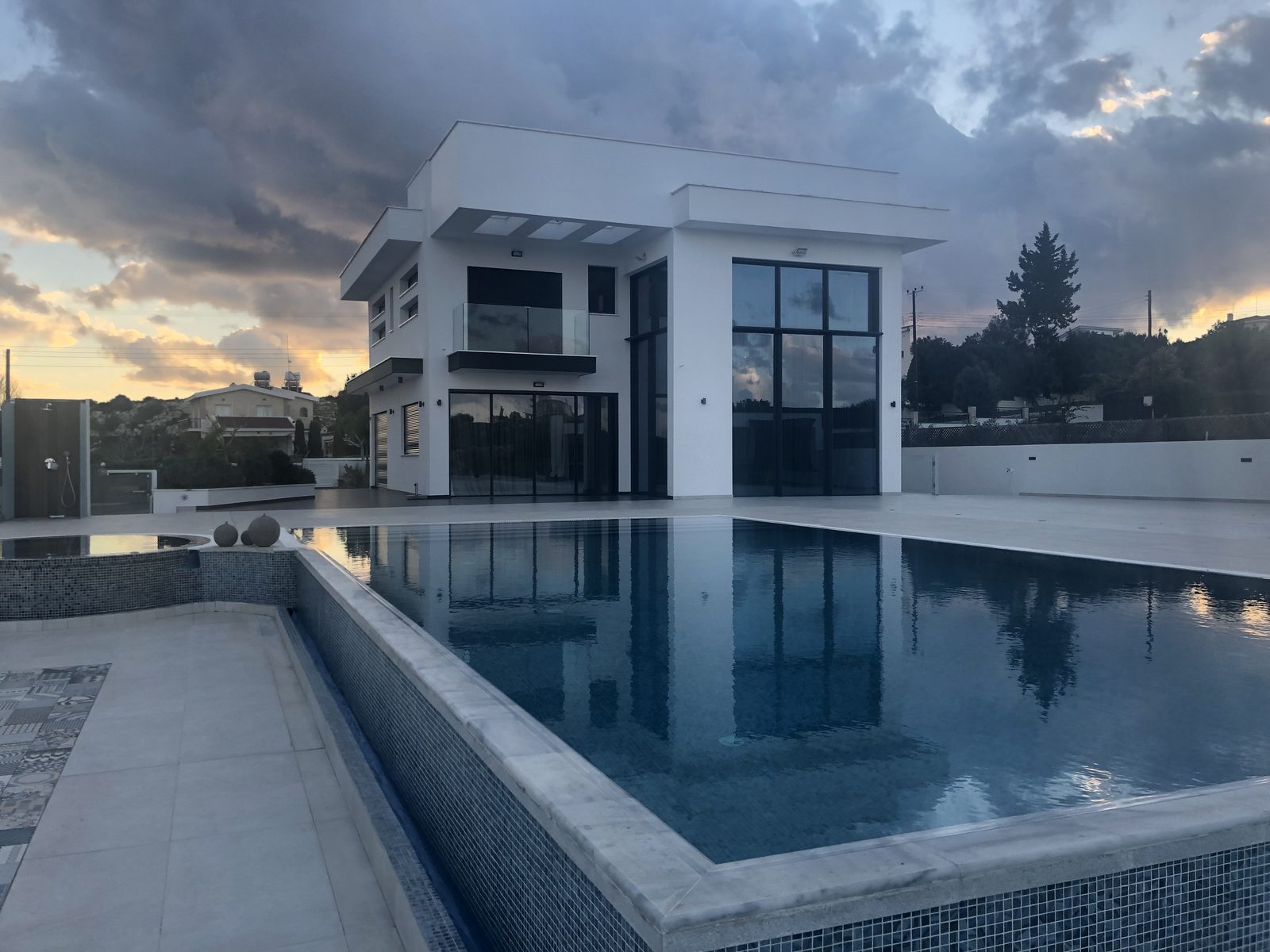 Full-height glazing, poolside elevation